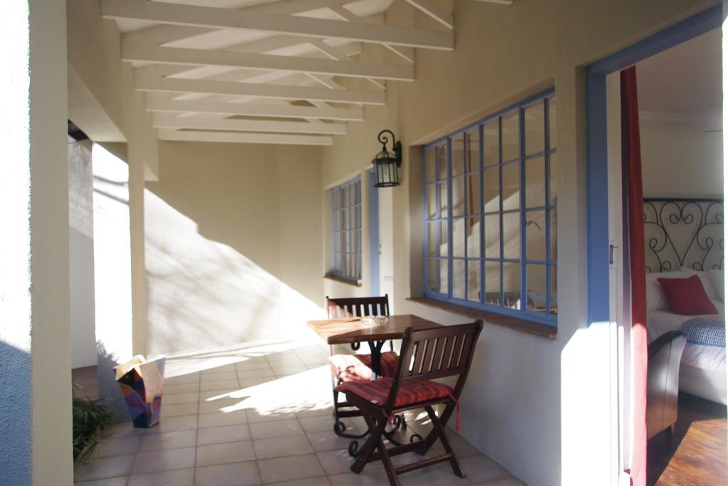 Pepper Tree Guest House Rivonia แซนด์ตัน ภายนอก รูปภาพ